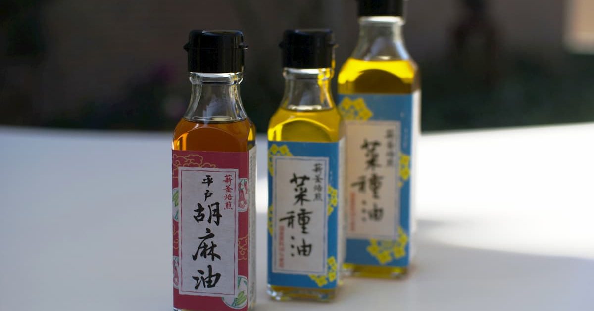 たねのわ搾油所の薪釜焙煎 胡麻油 ｜ kuriya長崎