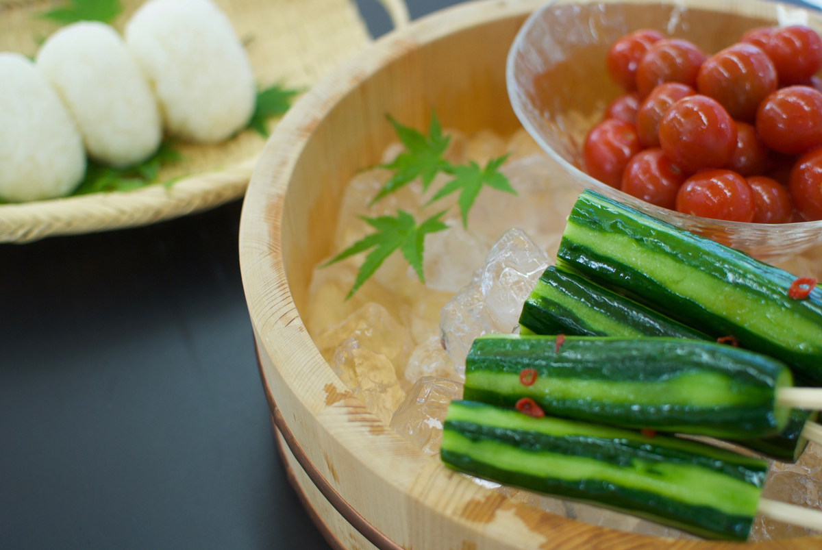 涼やかな食卓