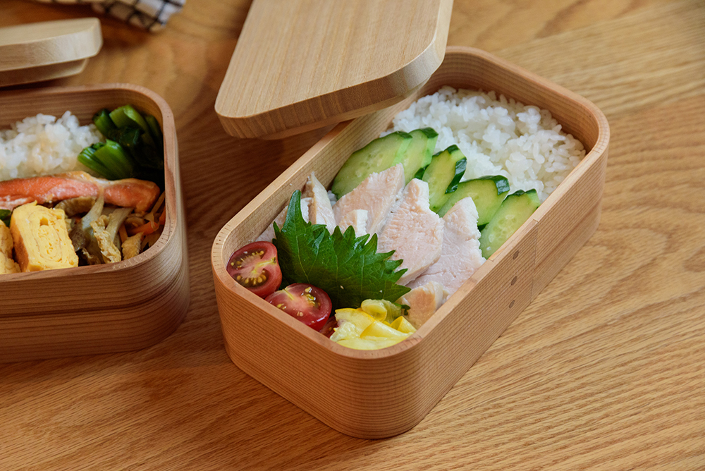 ASAKURA　三ツ星弁当箱とトング