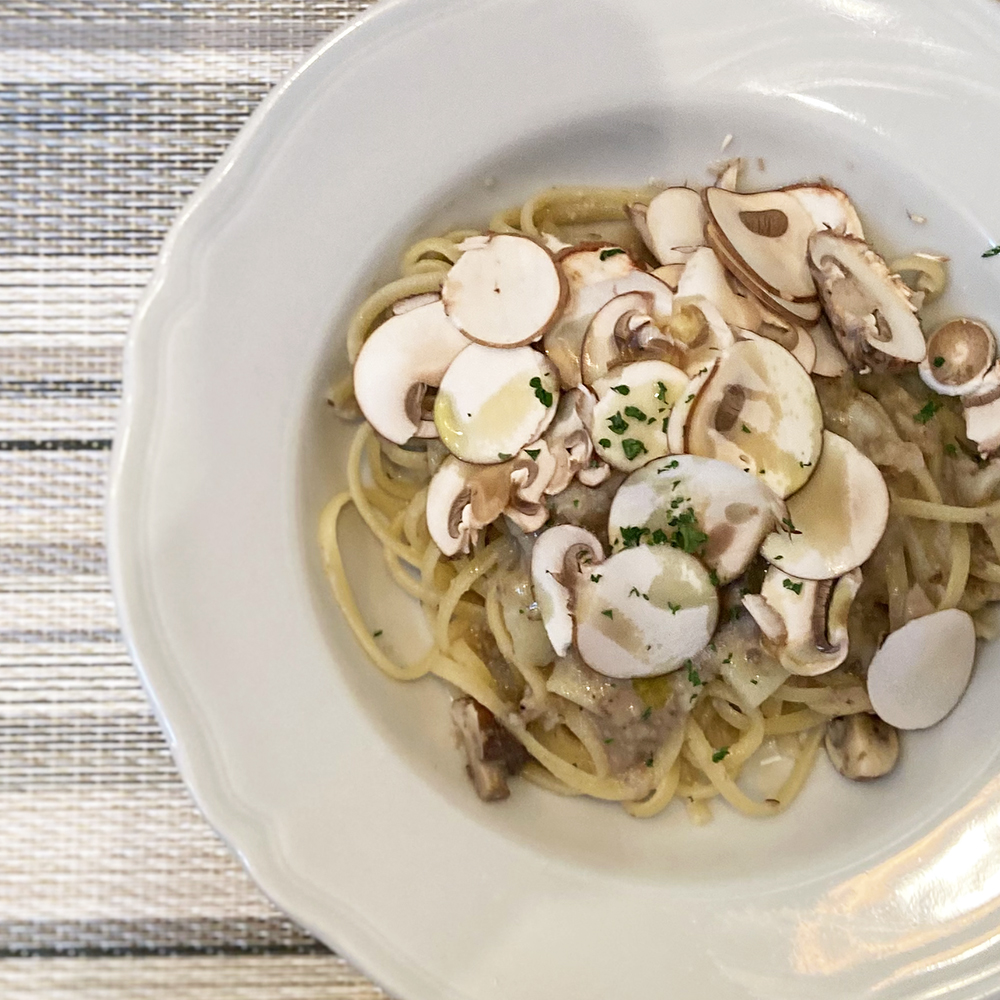 ブラウンマッシュルームづくし！  川良シェフの贅沢クリスマスメニュー