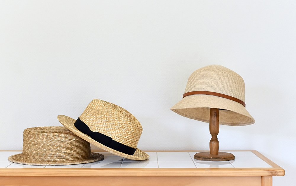 〈石田製帽〉の帽子